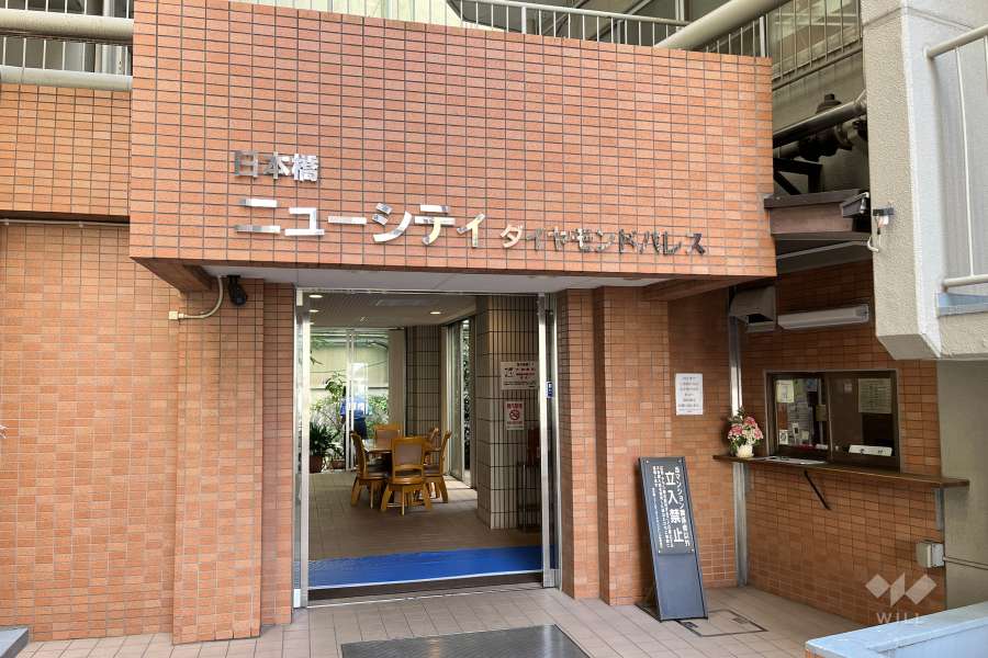 エントランス　