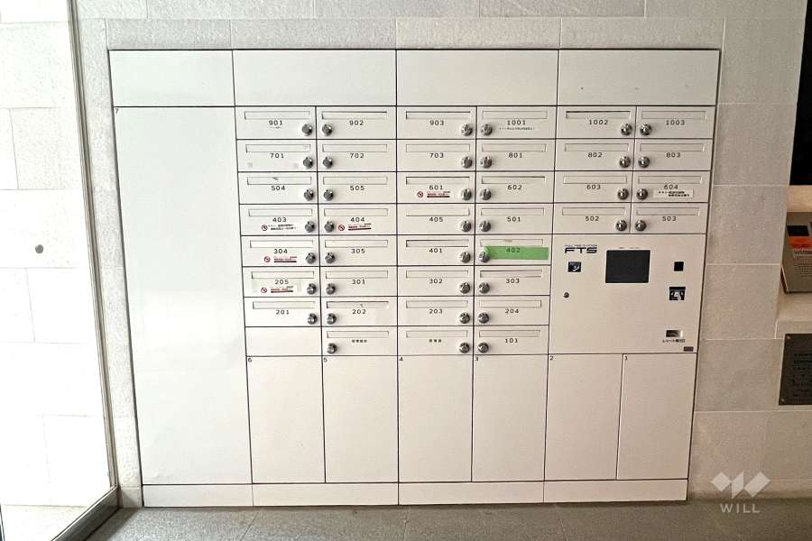 宅配ボックスと共用ポスト