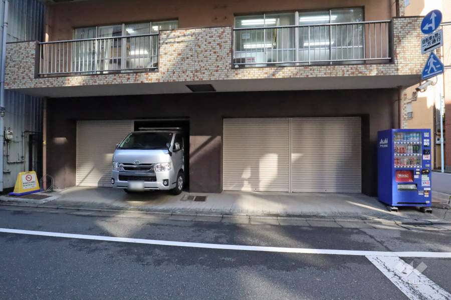 敷地内駐車場（屋内平面式）　