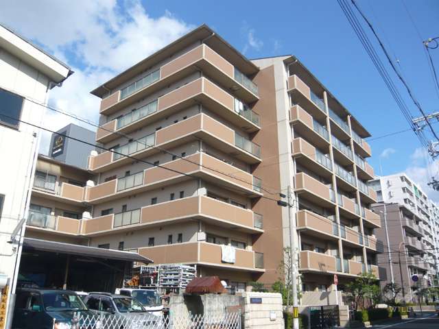 カネボウ西宮広田南グリーンマンションの外観（南西側から）