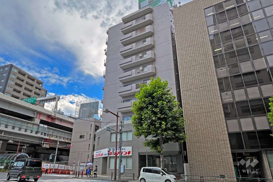 中央ビルディングの外観（北東側から）