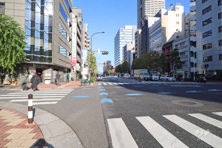 敷地北西側の前面道路