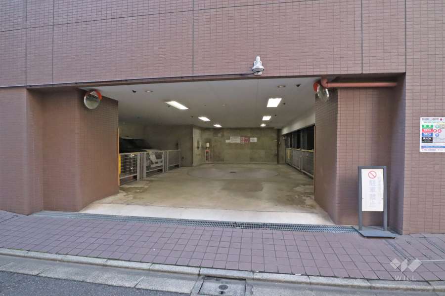 敷地内駐車場（屋内機械式）