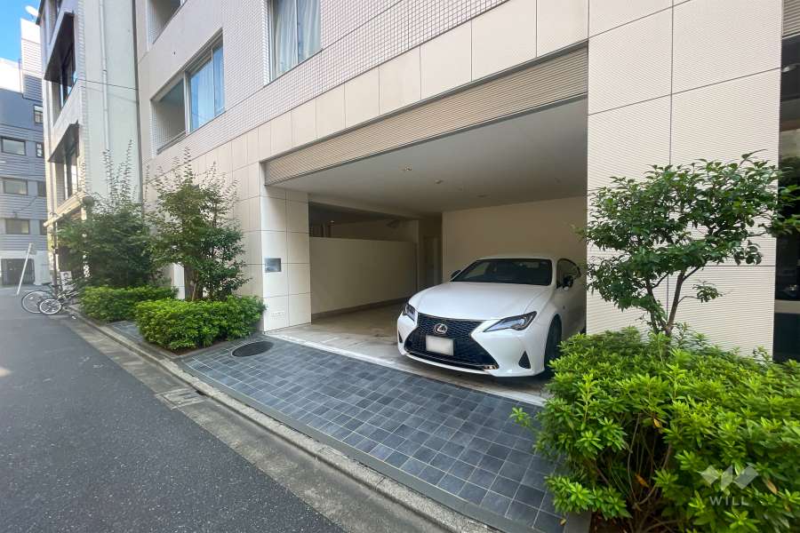 敷地内駐車場（屋内平面式）