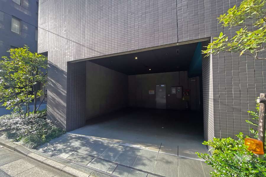 駐車場の出入り口