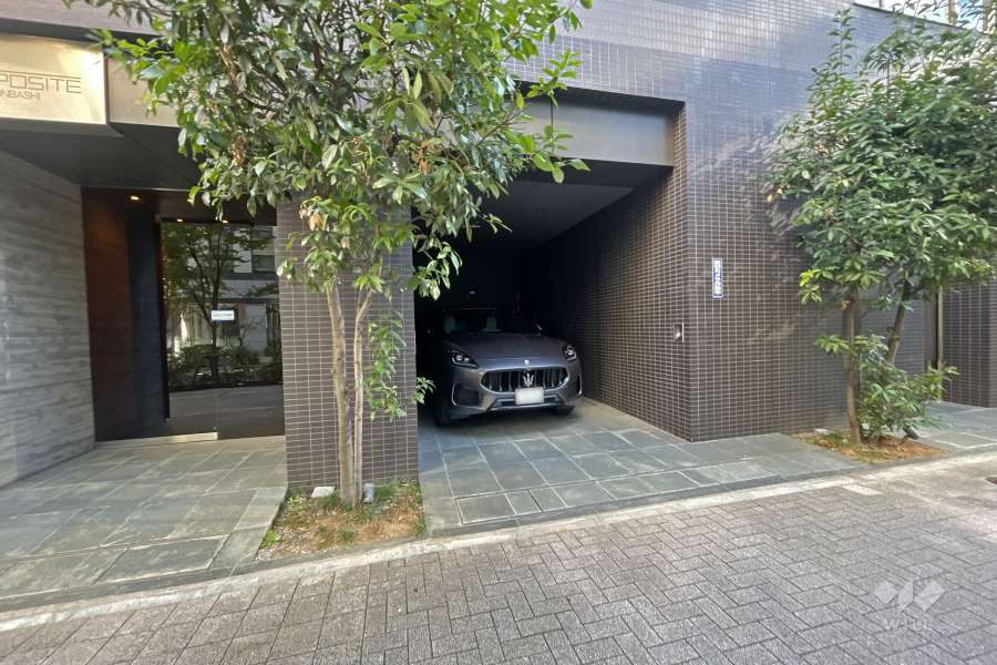 敷地内駐車場（屋外平面式）
