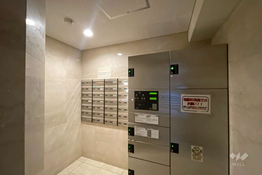 共用ポストと宅配ボックス