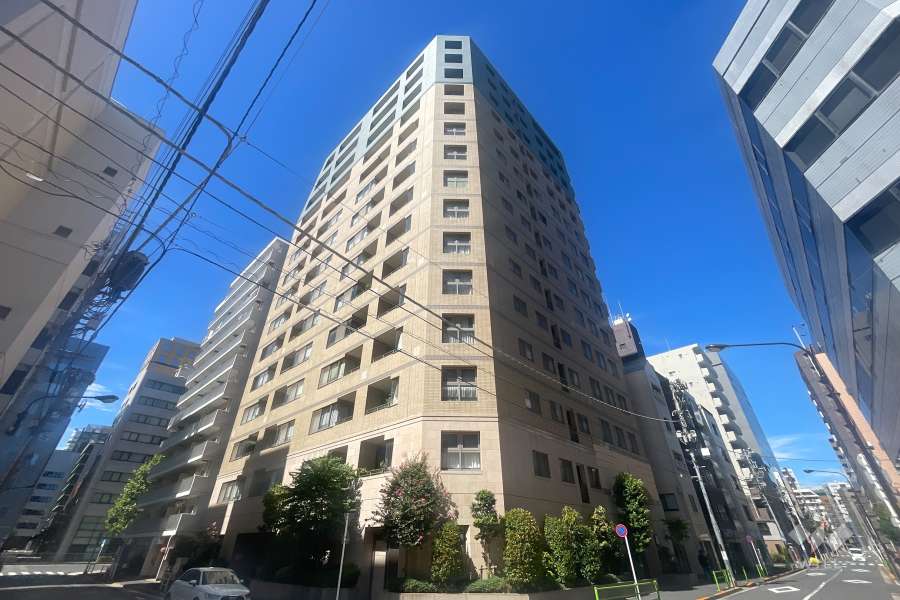 グラーサ銀座イーストレジデンススクエアの外観（南東側から）