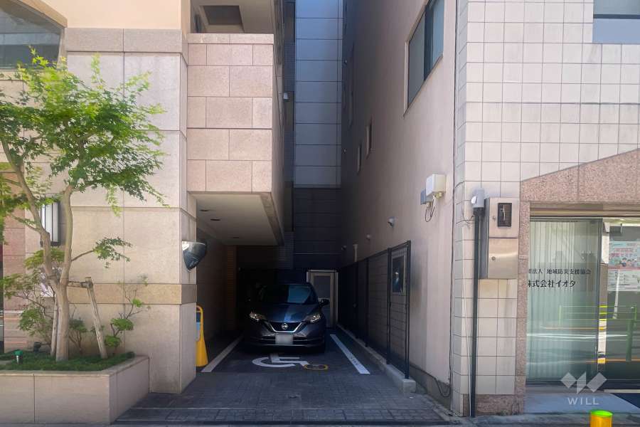 敷地内駐車場（屋外平面式）