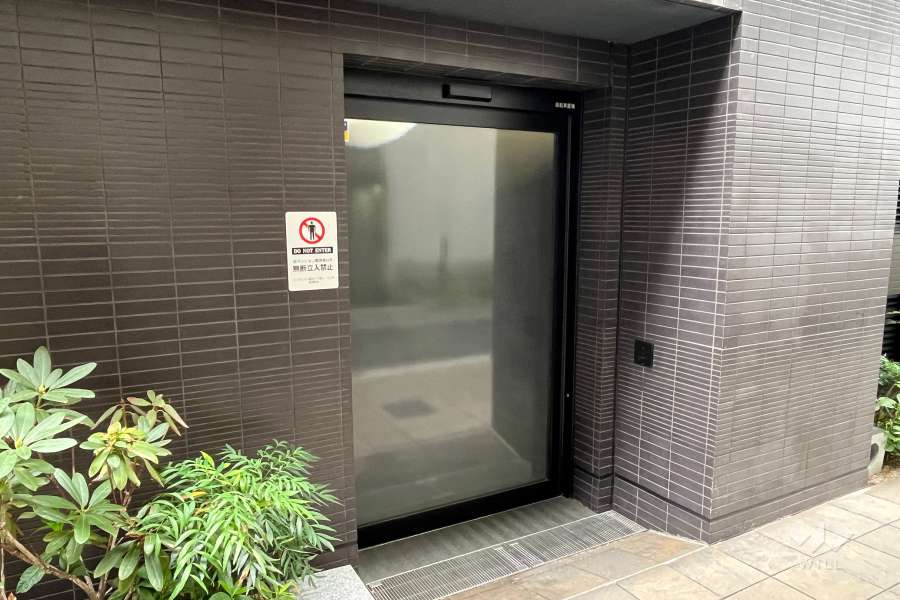 駐輪場出入り口