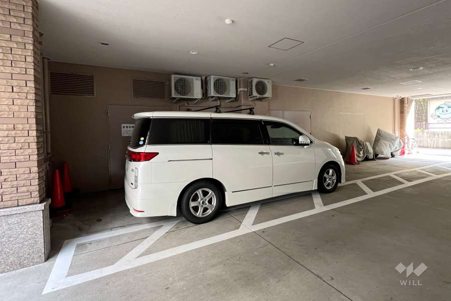敷地内駐車場（屋内平面式）　
