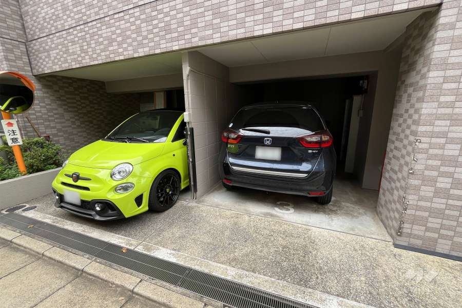 敷地内駐車場（屋内平面式）