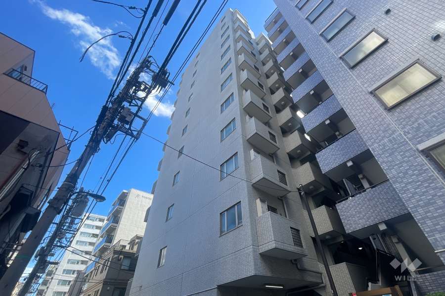 カルムインフォアームズ東京コアの外観（北西側から）