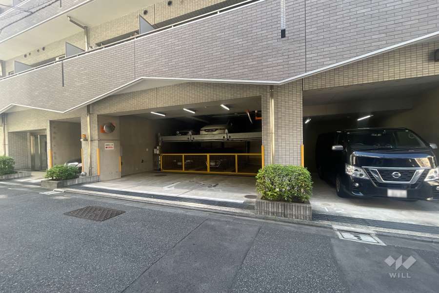 敷地内駐車場（屋内機械式）