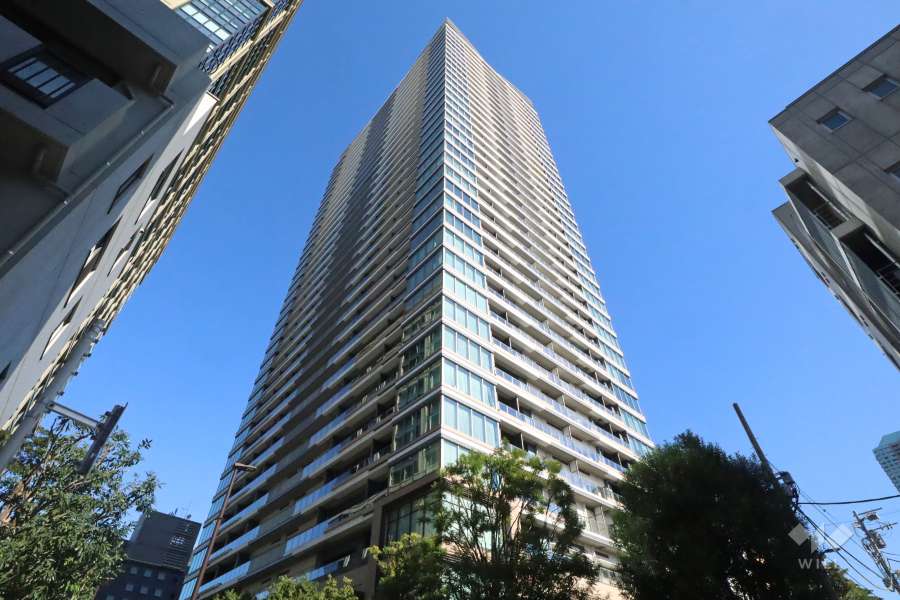 パークシティ中央湊ザタワーの外観(南西側から)