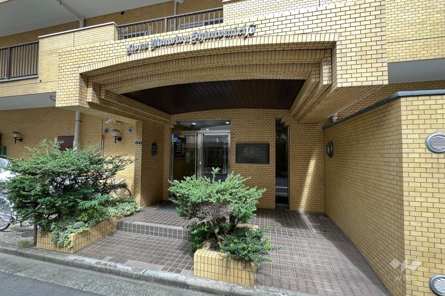 エントランスアプローチ