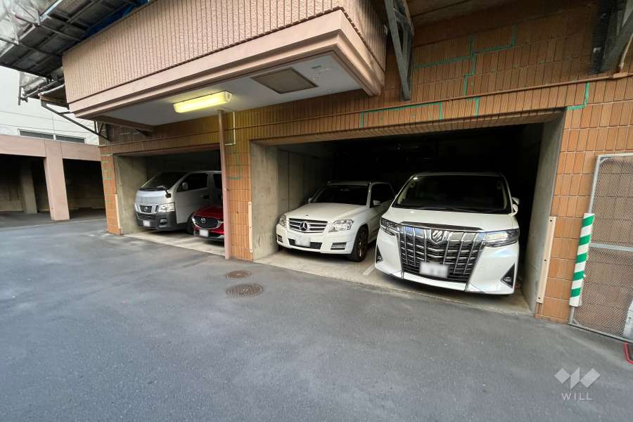 敷地内駐車場（屋内平面式）