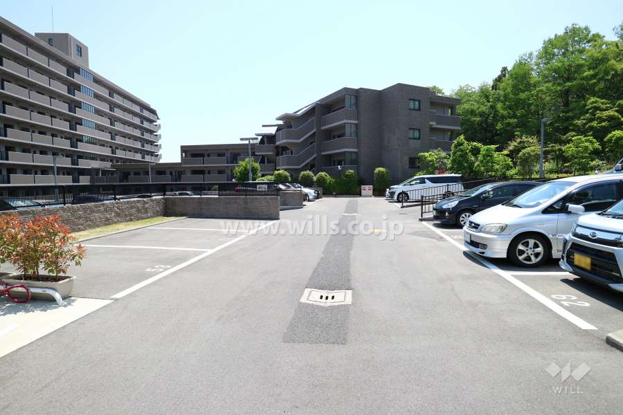 敷地内駐車場（屋外平面式）