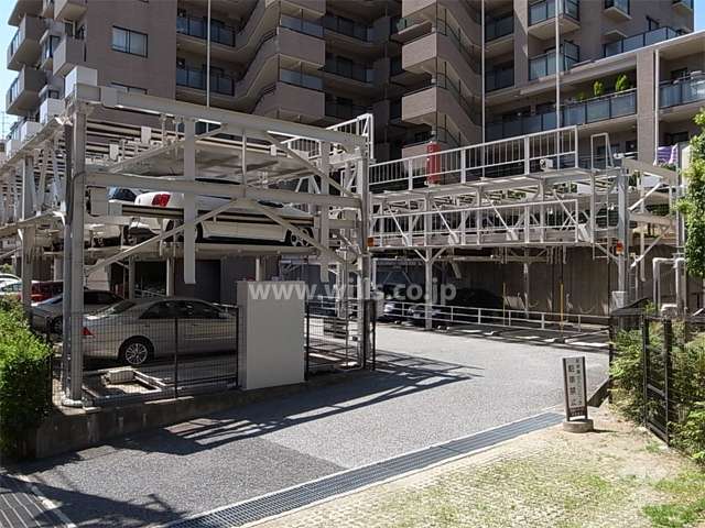 敷地内駐車場（機械式）