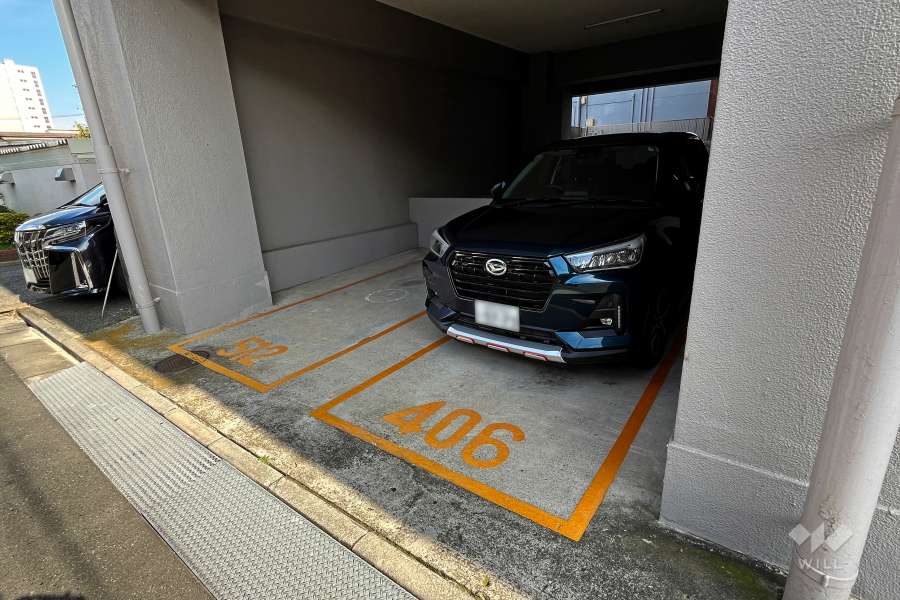 敷地内駐車場（屋内平面式、屋外平面式）