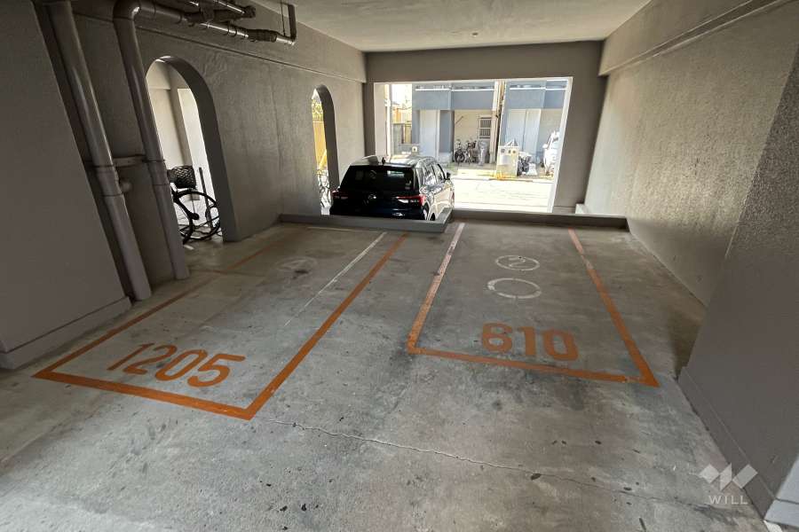 敷地内駐車場（屋内平面式）