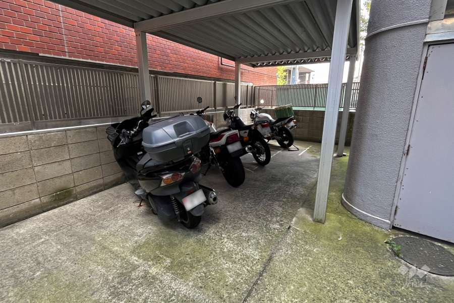 バイク置場