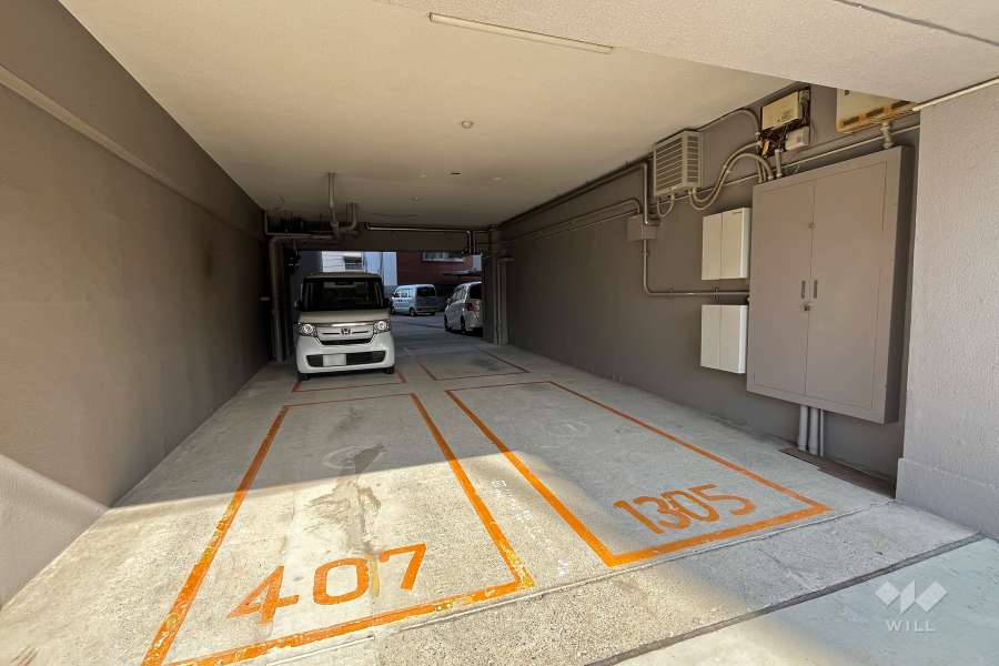 敷地内駐車場（屋内平面式）