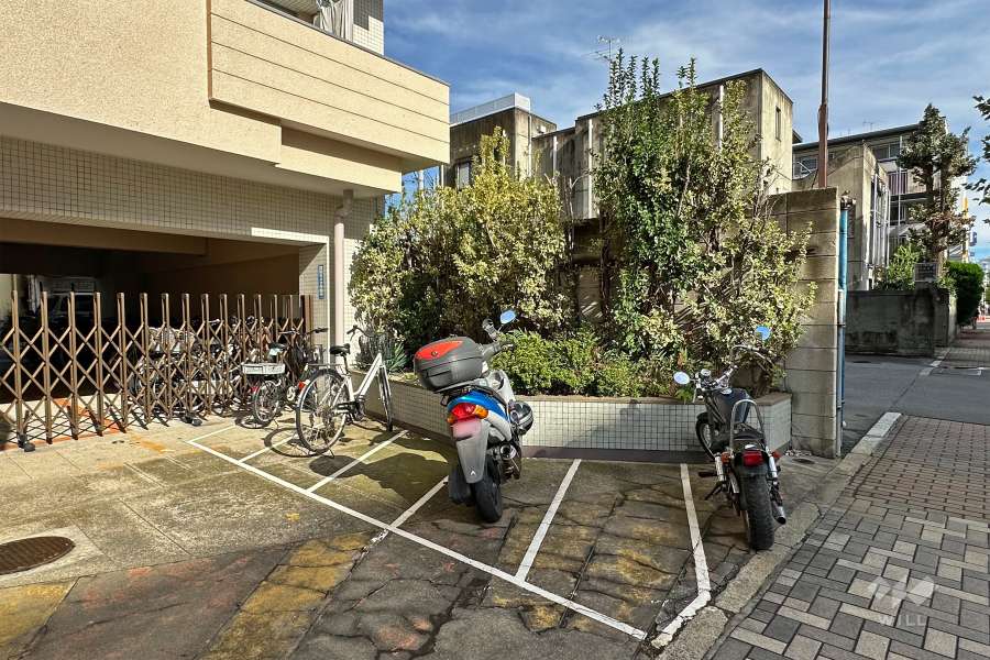 バイク置場