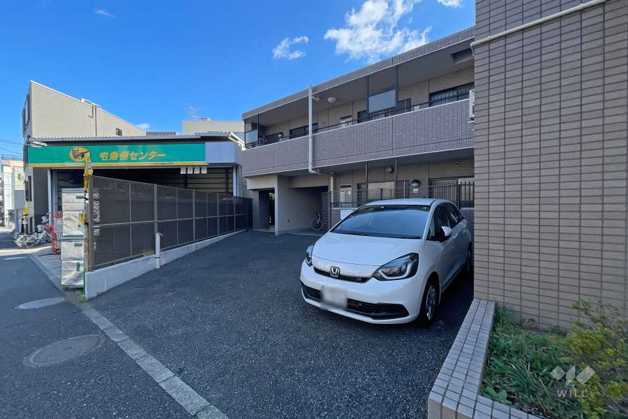 敷地内駐車場（屋外平面式）