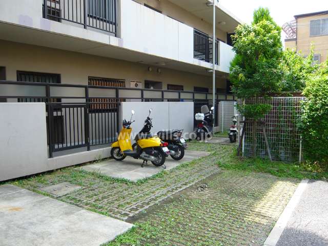 バイク置場