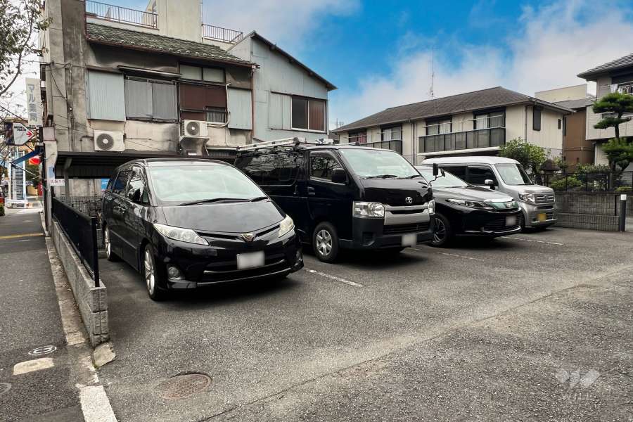 敷地内駐車場（屋外平面式）