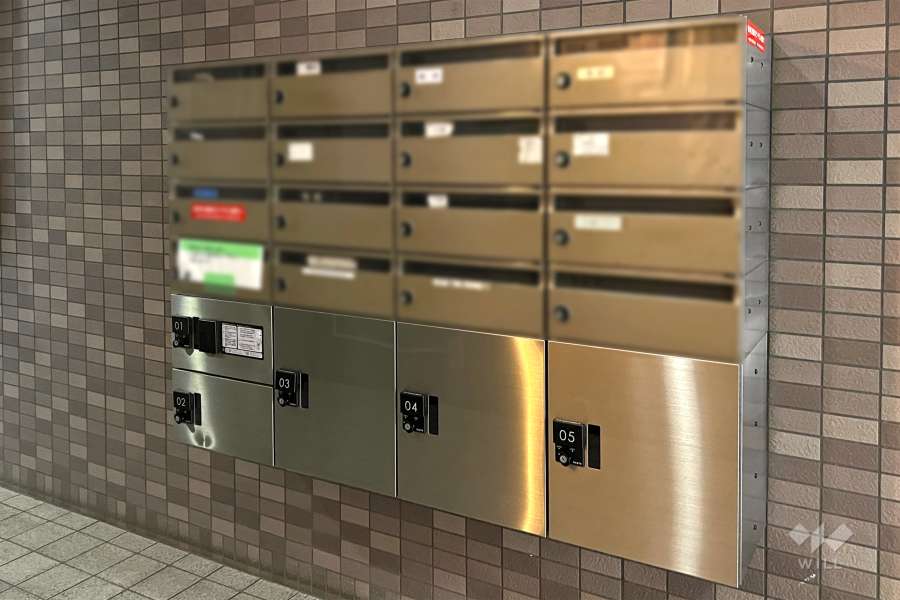 宅配ボックスと共用ポスト