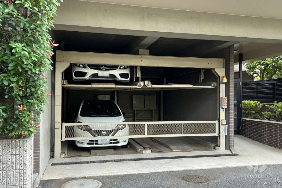 敷地内駐車場（屋内機械式）