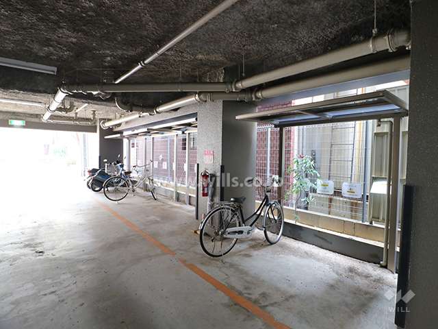 駐輪場