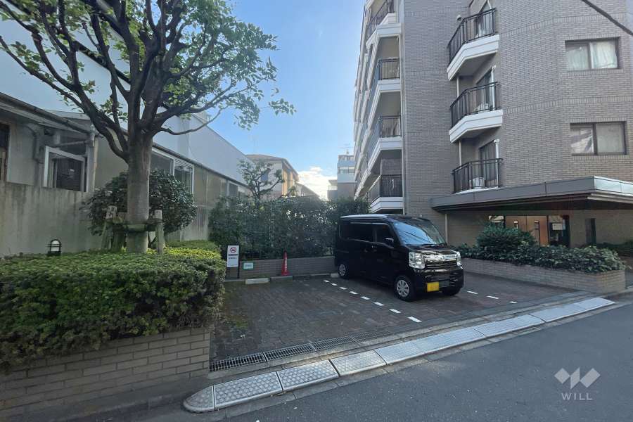 敷地内駐車場（屋外平面式）