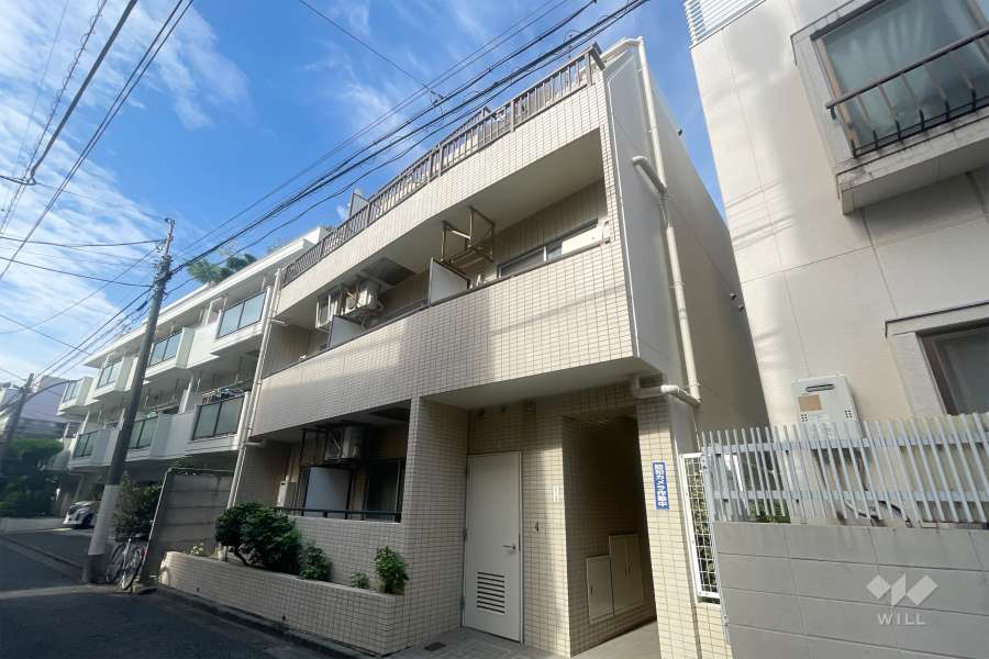 セブンスターハイツ中野5の外観（南東側から）