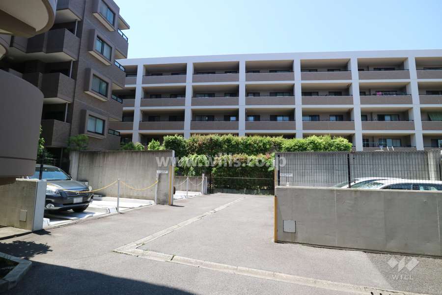 敷地内駐車場（屋外機械式）