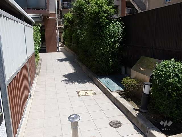 エントランスアプローチ
