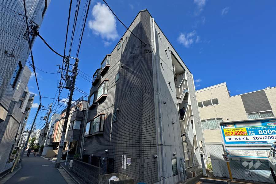 セントラルパレス中野の外観（南側から）