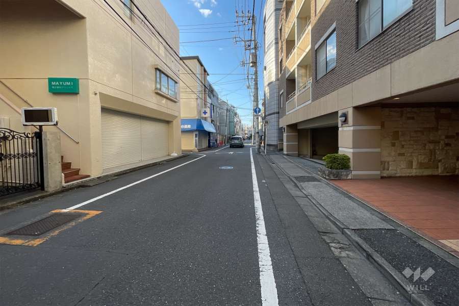 敷地南西側の前面道路