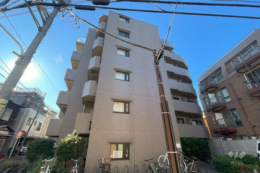 ルーブル中野坂上参番館の外観（北東側から）
