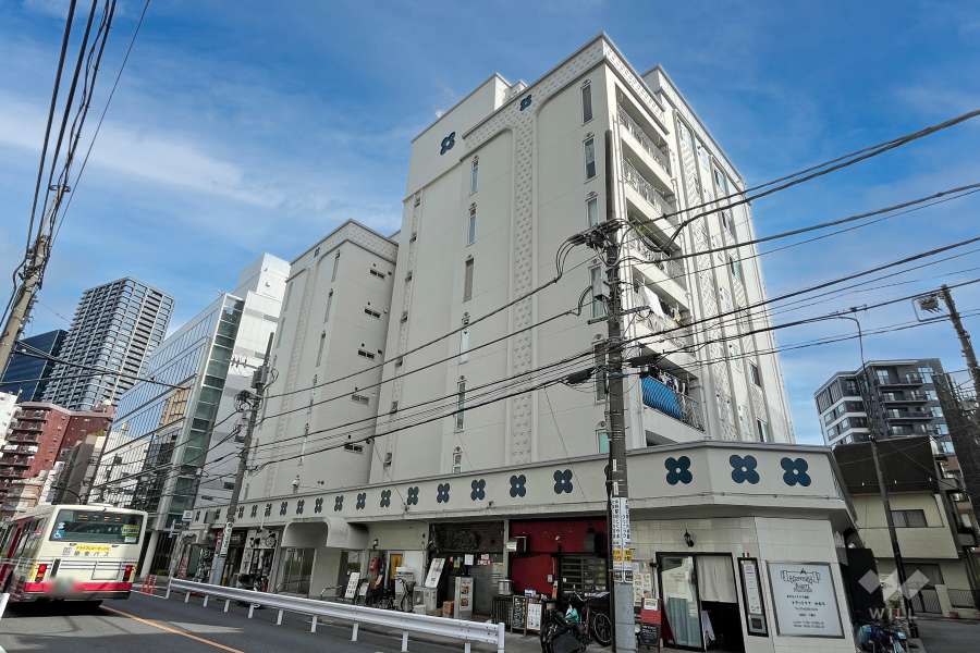 シャンボール中野の外観（南西側から）