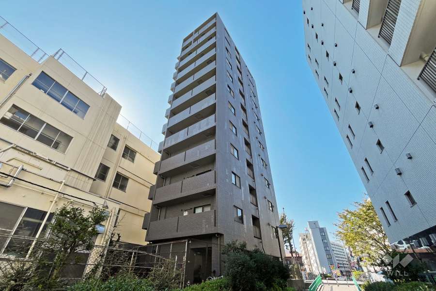 ルーブル中野坂上の外観（北東側から）