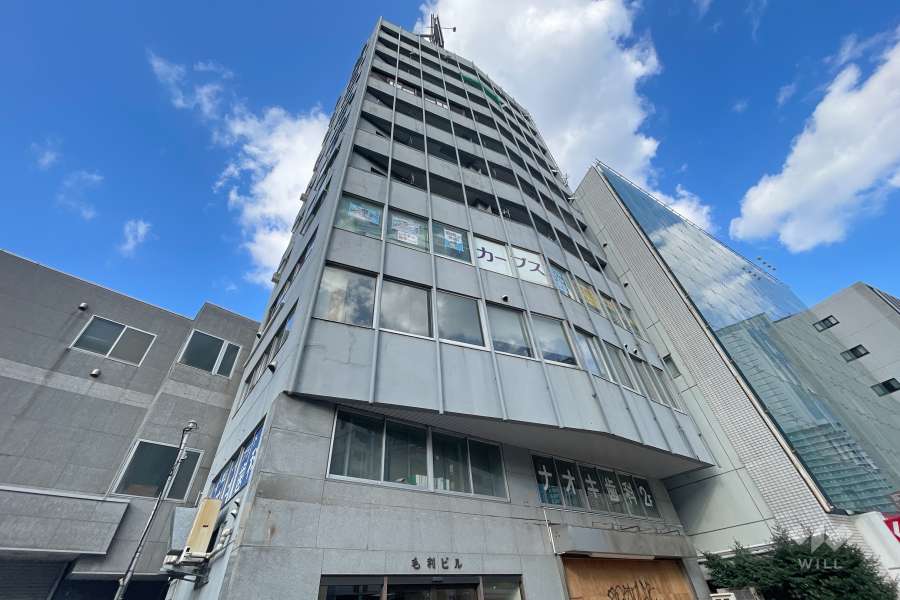 毛利ビルの外観（南西側から）