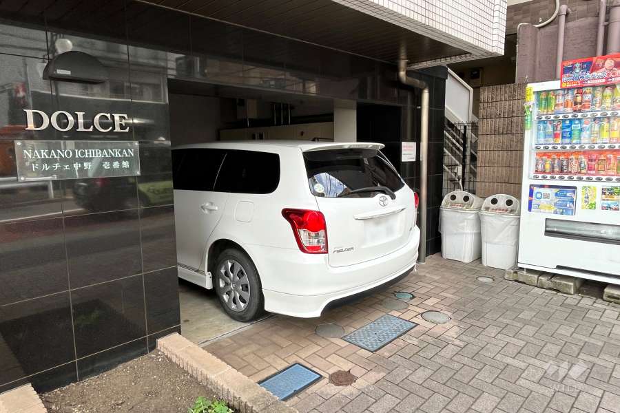 敷地内駐車場（屋内平面式）