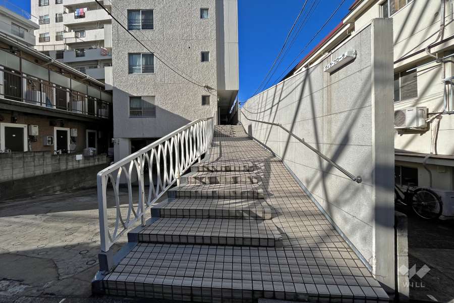 エントランスアプローチ