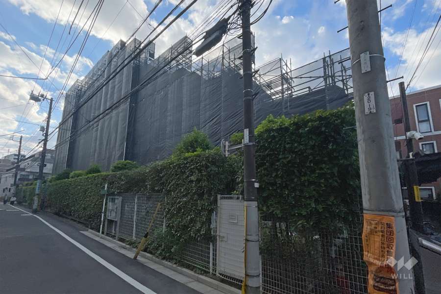 ライオンズマンション中野坂上シティの外観（北東側から）