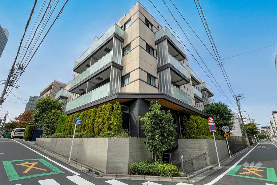 ピアース中野坂上の外観（南東側から）