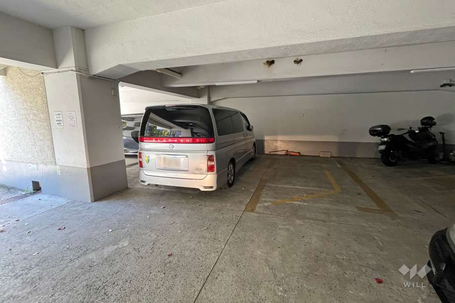 敷地内駐車場（屋内平面式）