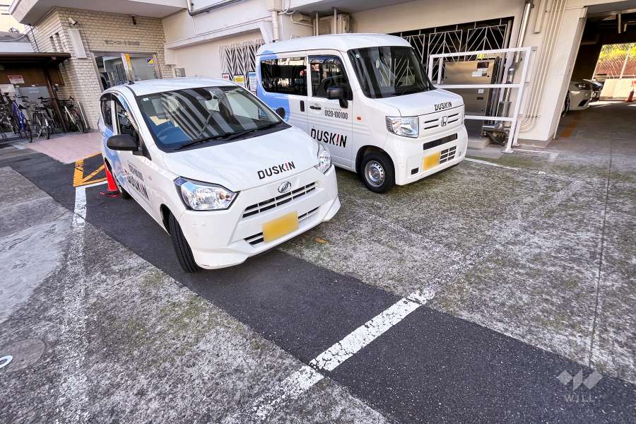 敷地内駐車場（屋外平面式）